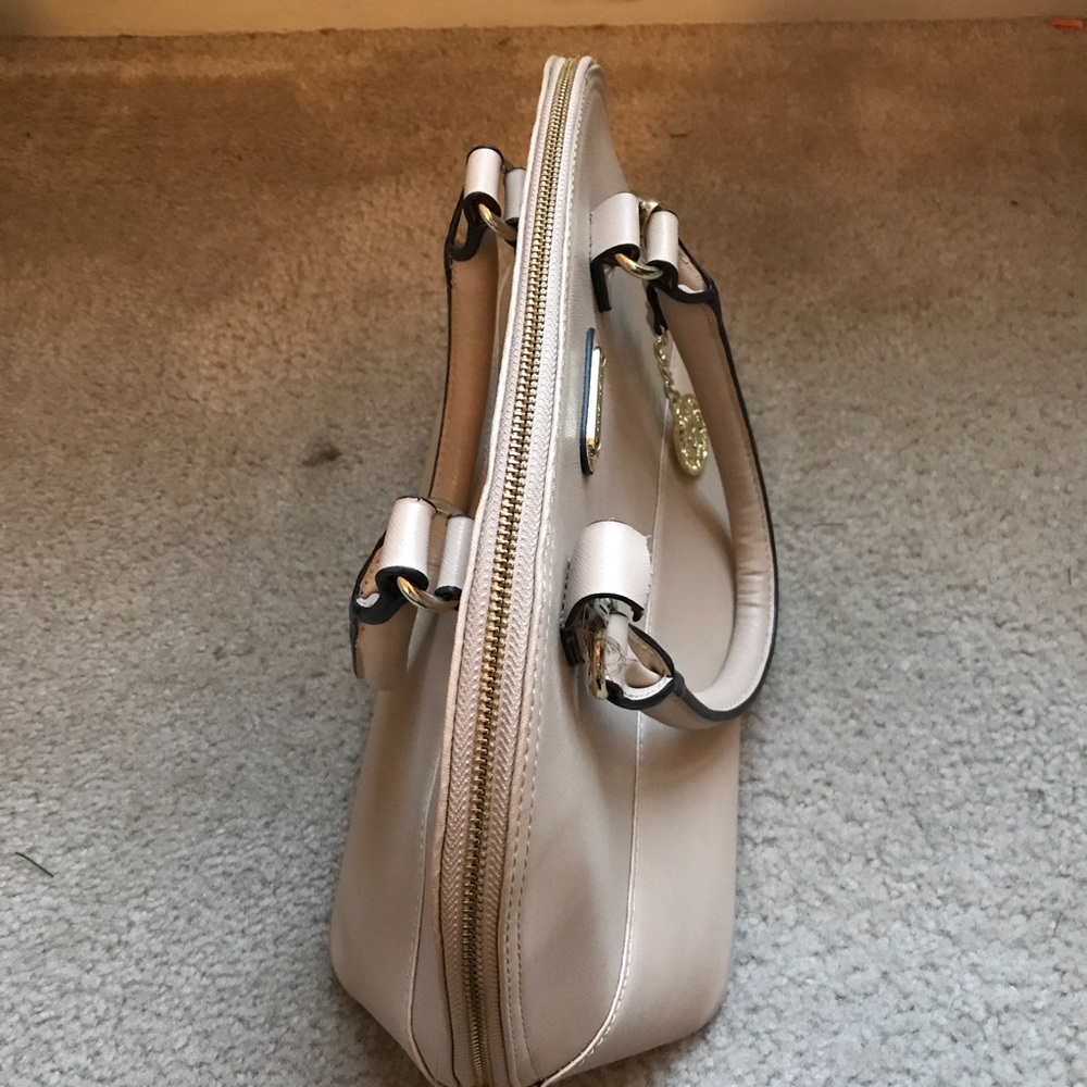 Purse - Picture 4 of 4